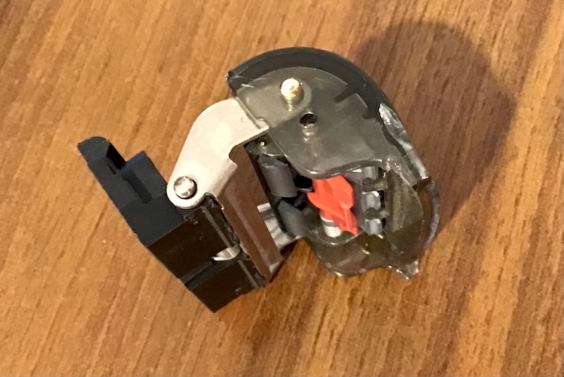 Broken latch removed2